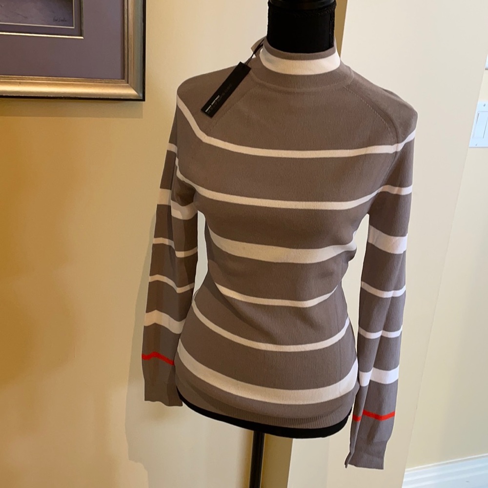 Italian design mock turtleneck long sleeve top